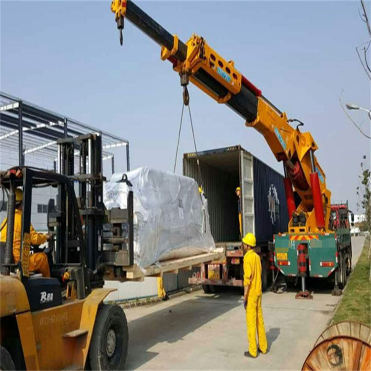 烟台栖霞专业随车吊出租电话